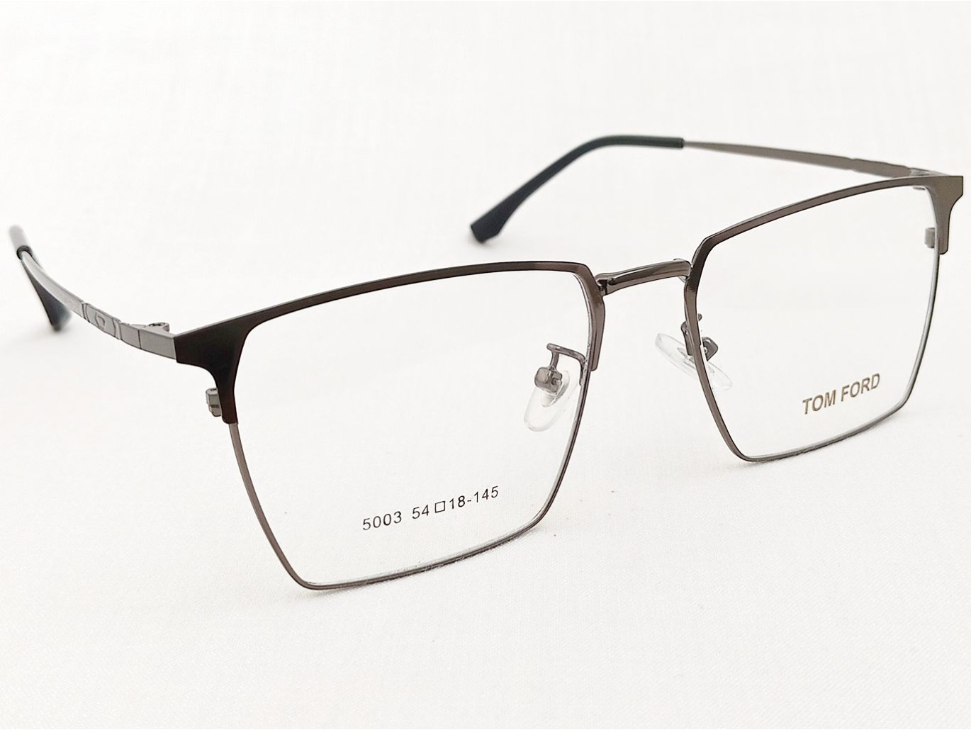 Medium Size Square Grey Colour Eyeglasses Medium Size Square Grey Colour Eyeglasses